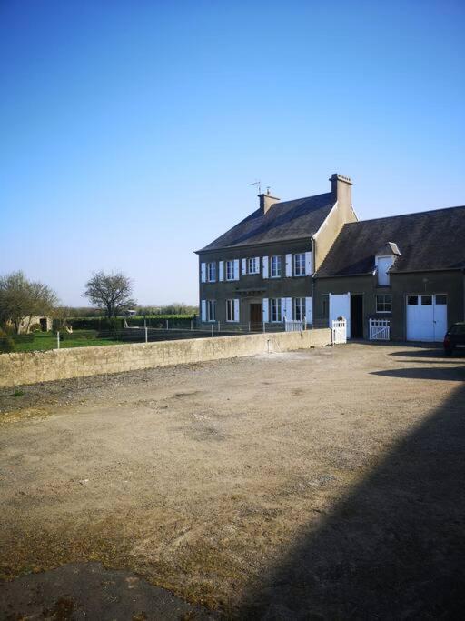Gite Spacieux Et Chaleureux Sainte-Mère-Église Exterior foto